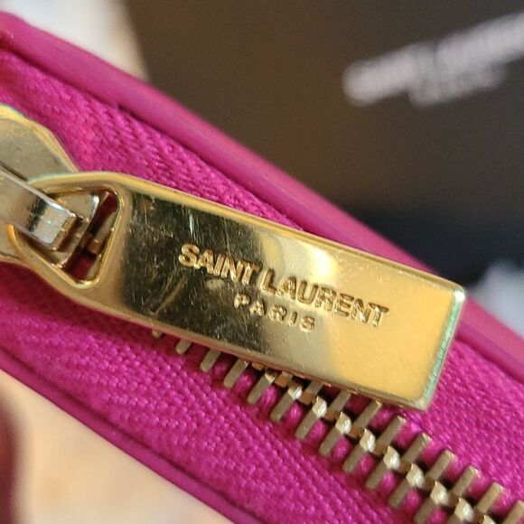 💯 Authentic YSL Wallet 🍀 - Picture 11 of 14